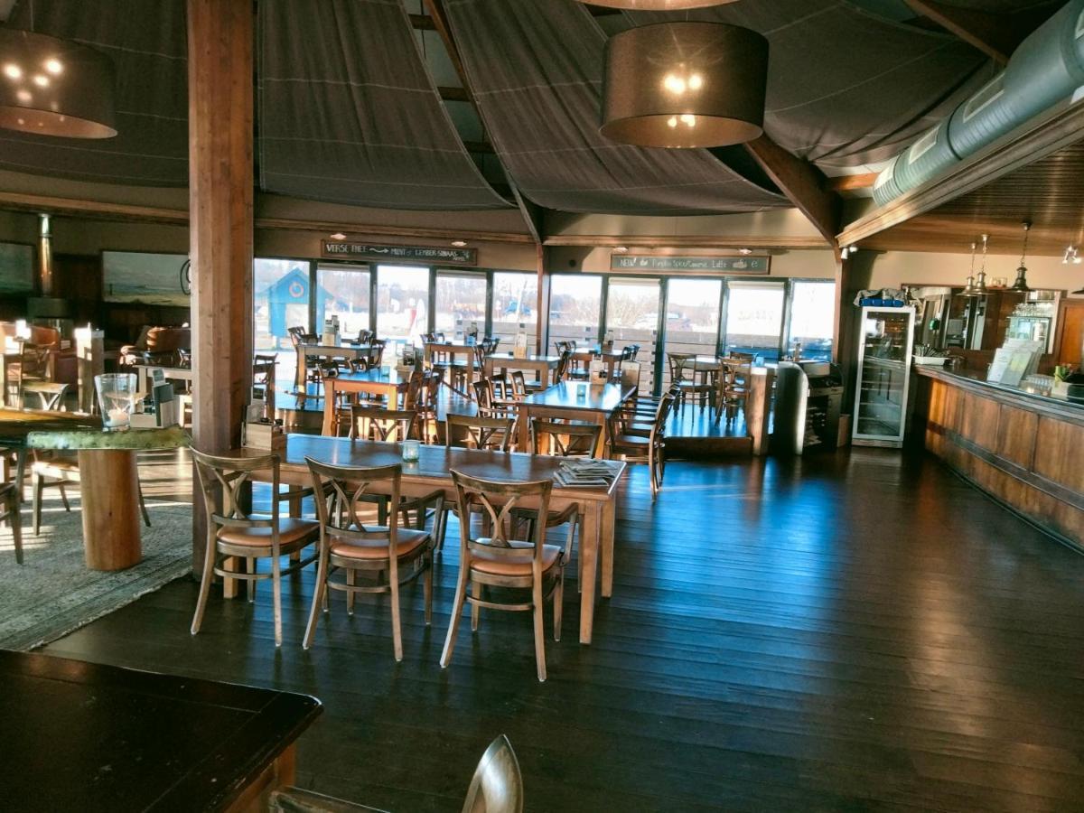 Bj Chalets - De Rug 1 - Vakantiepark Lauwersoog - Luxe Chalet Met Vaatwasser! Vroege Incheck! Exterior foto